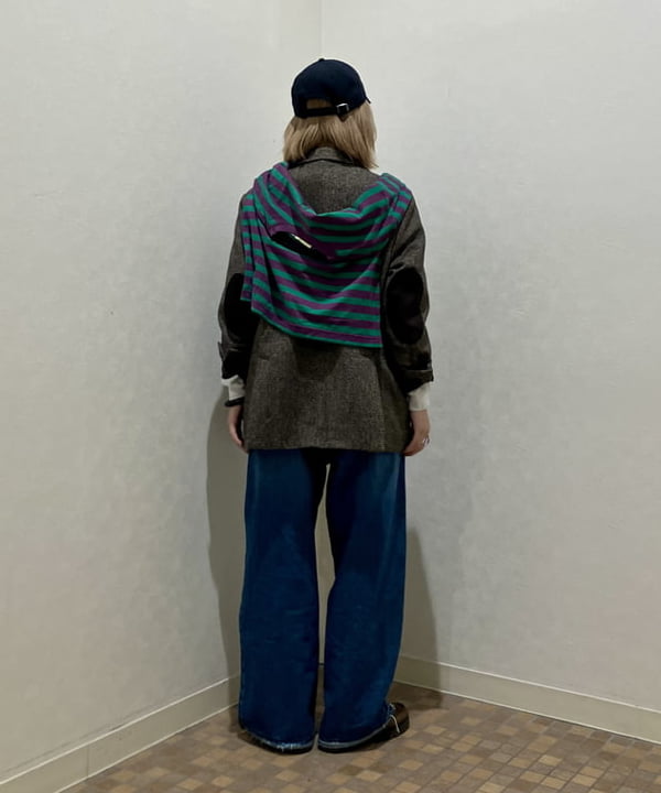 小原 もこさんの「BEAMS WOMEN｜【別注】Lee &times; maturely / デニム アシメ パンツ」を使ったコーディネート