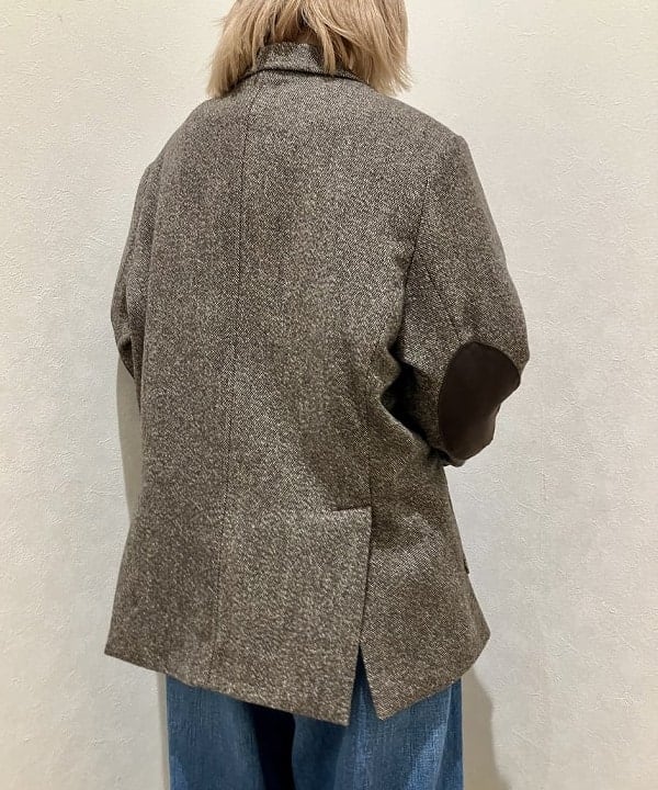 小原 もこさんの「BEAMS WOMEN｜【別注】Lee &times; maturely / デニム アシメ パンツ」を使ったコーディネート