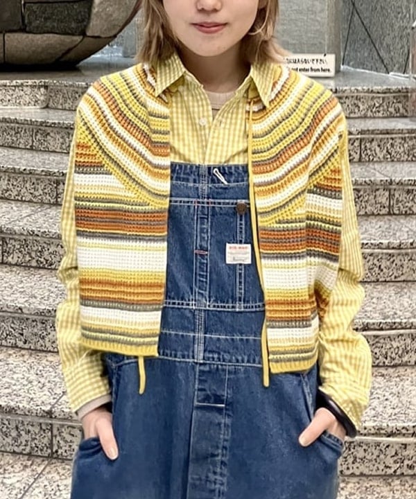 小原 もこさんの「BEAMS WOMEN｜マルチボーダー ベスト」を使ったコーディネート