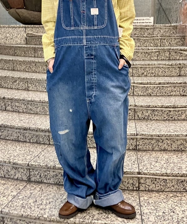 小原 もこさんの「BEAMS WOMEN｜マルチボーダー ベスト」を使ったコーディネート