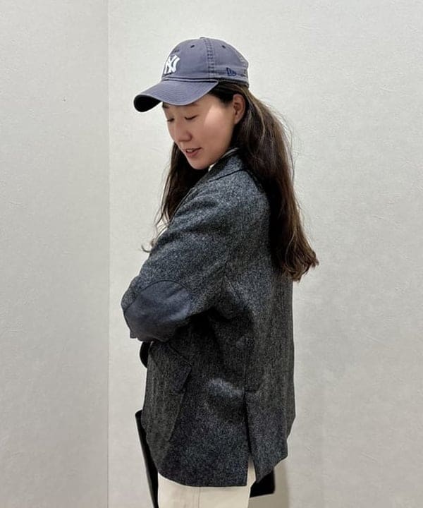 サイトウ　トモミさんの「BEAMS WOMEN｜ツイード スリーボタン ビッグジャケット」を使ったコーディネート