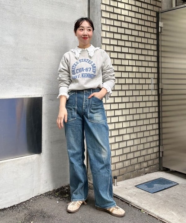 おのすさんの「BEAMS WOMEN｜ユーロ ヴィンテージ フリル シャツ」を使ったコーディネート