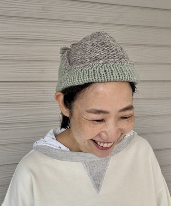 つぼさんの「BEAMS WOMEN｜【別注】 WAREHOUSE & CO. / ステンシル13 前V スウェット」を使ったコーディネート