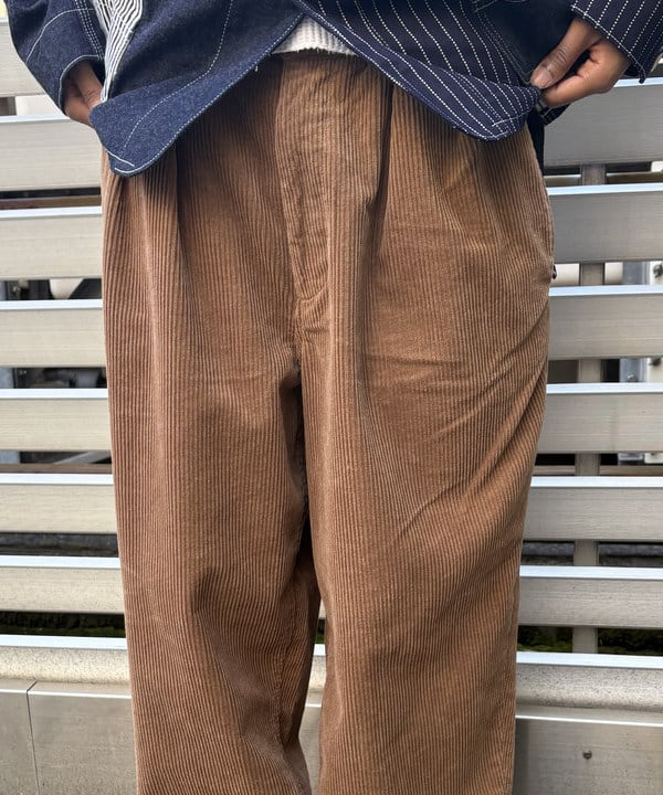 NADEL ナデールさんの「BEAMS WOMEN｜【別注】SUGAR CANE / クレイジー ワークコート」を使ったコーディネート