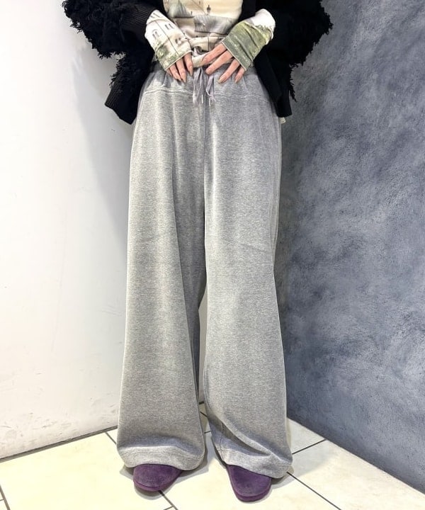 あすかさんの「BEAMS WOMEN｜カット ジャカード フリンジ Vネック カーディガン」を使ったコーディネート