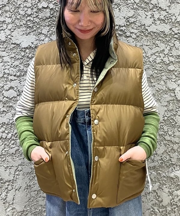 にしだてさんの「BEAMS WOMEN｜リバーシブル ダウン ベスト」を使ったコーディネート