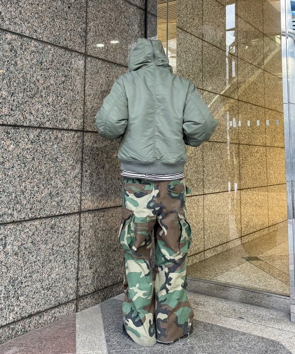 Ryohei Takataさんの「BEAMS WOMEN｜【別注】WILD THINGS / N-2B Flight Jacket」を使ったコーディネート