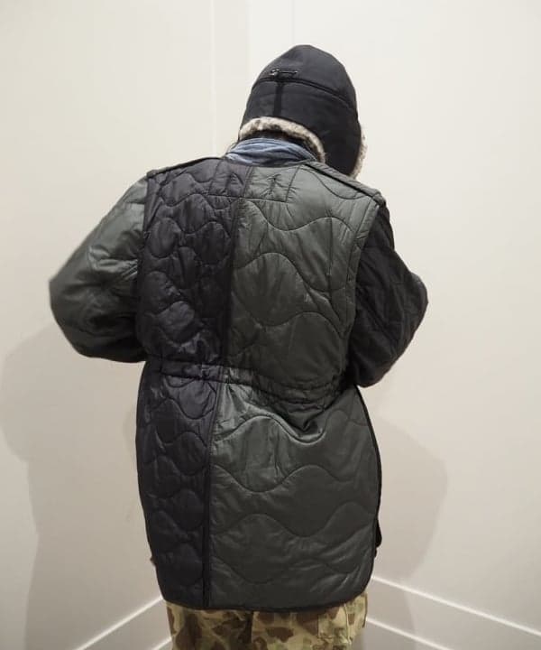 ばるたんさんの「BEAMS WOMEN｜クレイジー デタッチ スリーブ ライナー」を使ったコーディネート