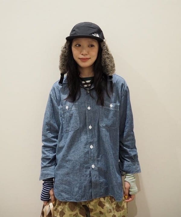 ばるたんさんの「BEAMS WOMEN｜クレイジー デタッチ スリーブ ライナー」を使ったコーディネート