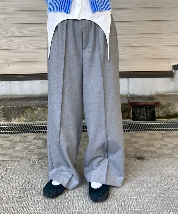 むりょさんの「BEAMS WOMEN｜モールフェード ジップ カーディガン」を使ったコーディネート