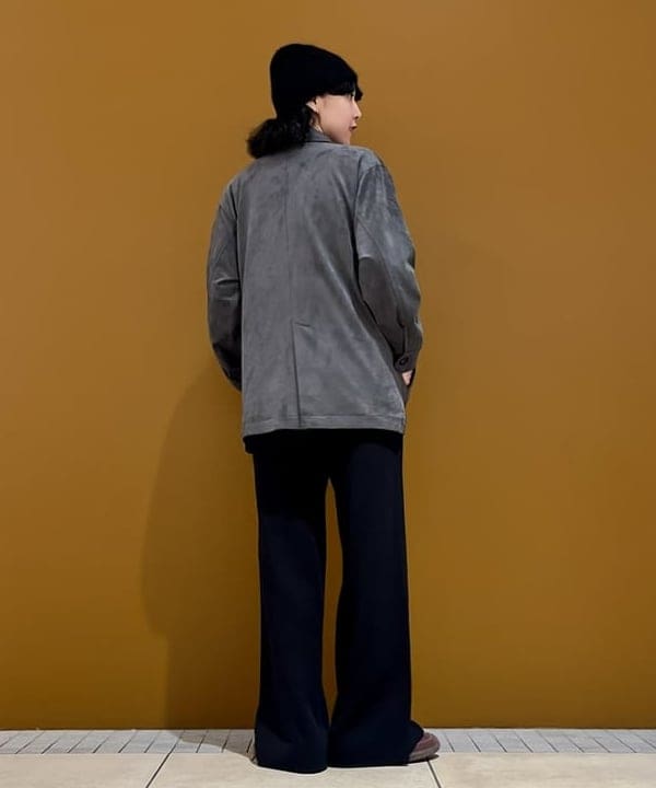 kigoさんの「AK+1 / スムース ニットパンツ」を使ったコーディネート