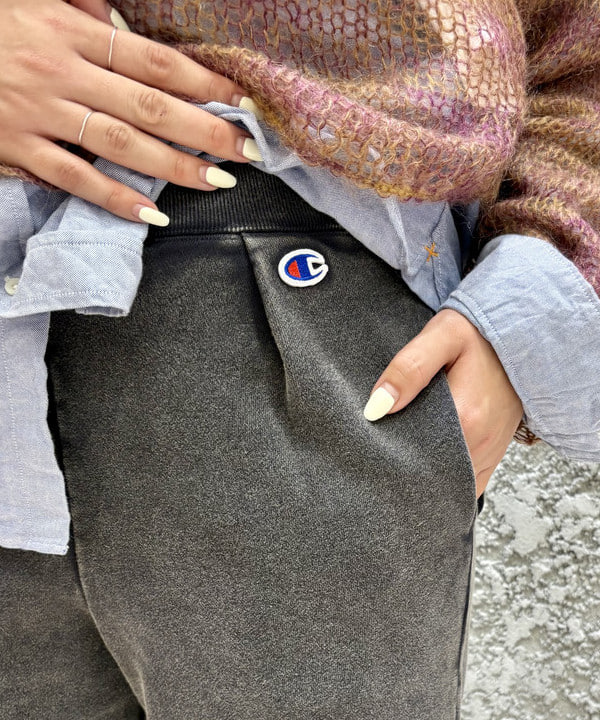 福田 まみさんの「BEAMS WOMEN｜【別注】Champion / スウェット パンツ」を使ったコーディネート