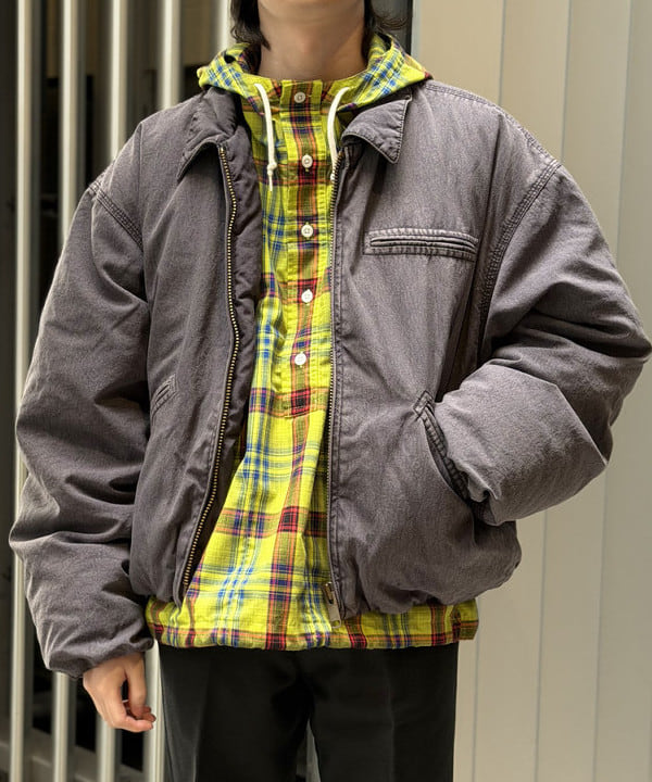 うえきんぐさんの「ワイドショートフィット フェード ダック ダウンジャケット」を使ったコーディネート