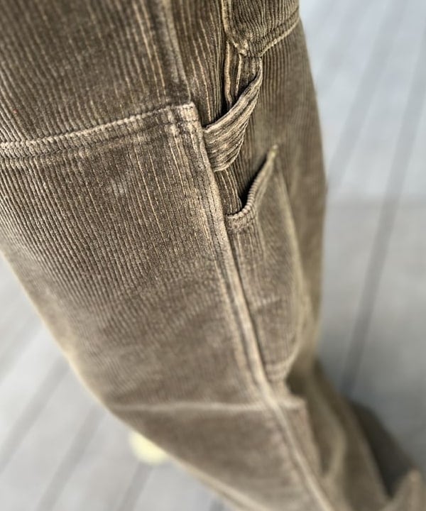 BAKU(東江 漠)さんの「BEAMS WOMEN｜ダブル二ー コーデュロイ ワークパンツ」を使ったコーディネート