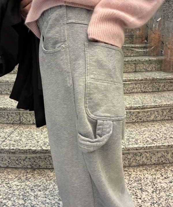 amiriさんの「BEAMS WOMEN｜ヤク フォックス ロングスリーブ プルオーバーニット」を使ったコーディネート