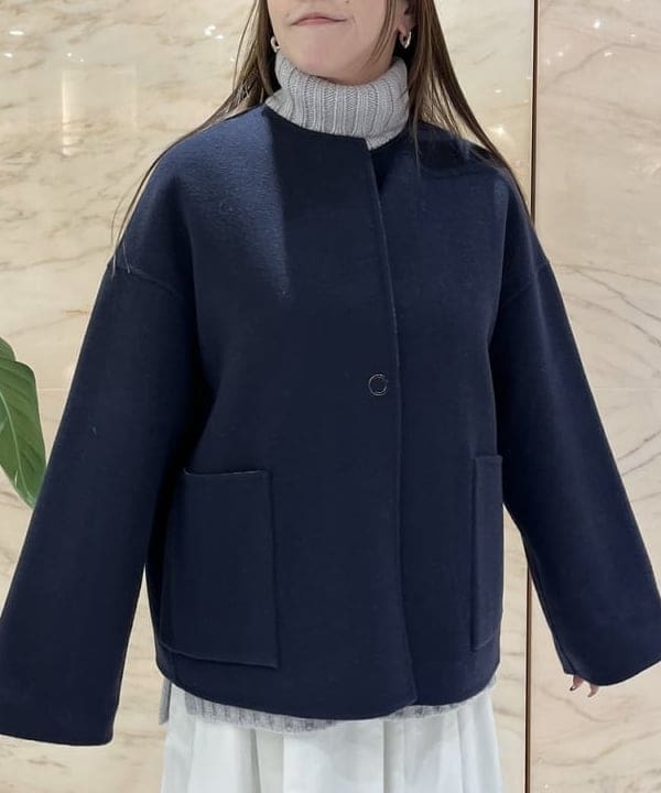 関 桂子さんの「BEAMS WOMEN｜【別注】SLOANE / 3ゲージ ドロップショルダー タートルネック ニット」を使ったコーディネート