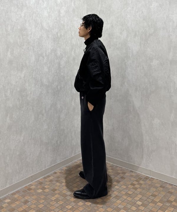 配島 孝明さんの「BEAMS WOMEN｜リラックスフィット THERMOLITE(R) MA-1 （撥水）」を使ったコーディネート