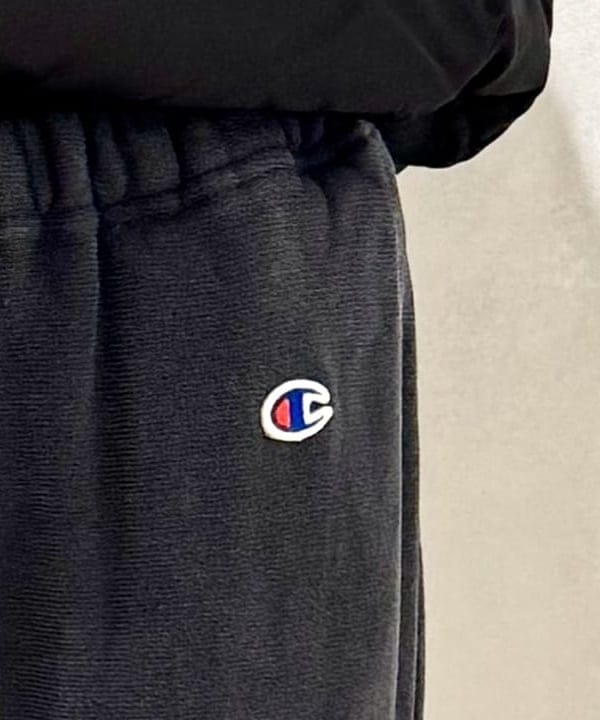 配島 孝明さんの「BEAMS WOMEN｜リラックスフィット THERMOLITE(R) MA-1 （撥水）」を使ったコーディネート