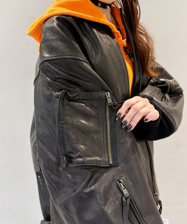 りかちょび/岸本梨佳さんの「BEAMS WOMEN｜【別注】SCREEN STARS / フルジップ パーカー」を使ったコーディネート