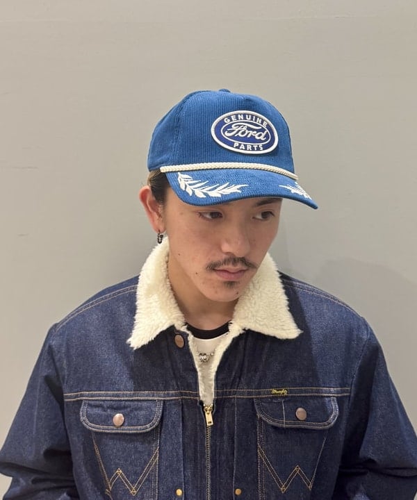 Ryohei Takataさんの「BEAMS WOMEN｜AMERICAN NEEDLE / Corduroy Rope - FORD」を使ったコーディネート