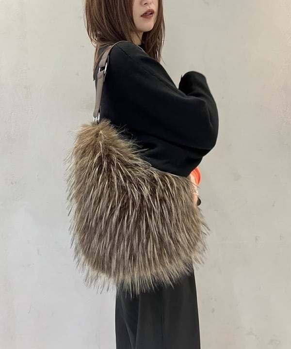 CHIHIROさんの「BEAMS WOMEN｜	クロップド 2WAY ニット」を使ったコーディネート