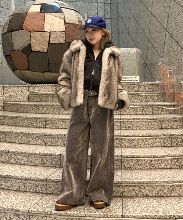 まゆちゃんさんの「BEAMS WOMEN｜フェイクファー ショート ブルゾン」を使ったコーディネート