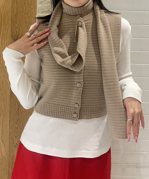 rinnaさんの「BEAMS WOMEN｜TAN / カシミヤ ストライプ スカーフベスト」を使ったコーディネート