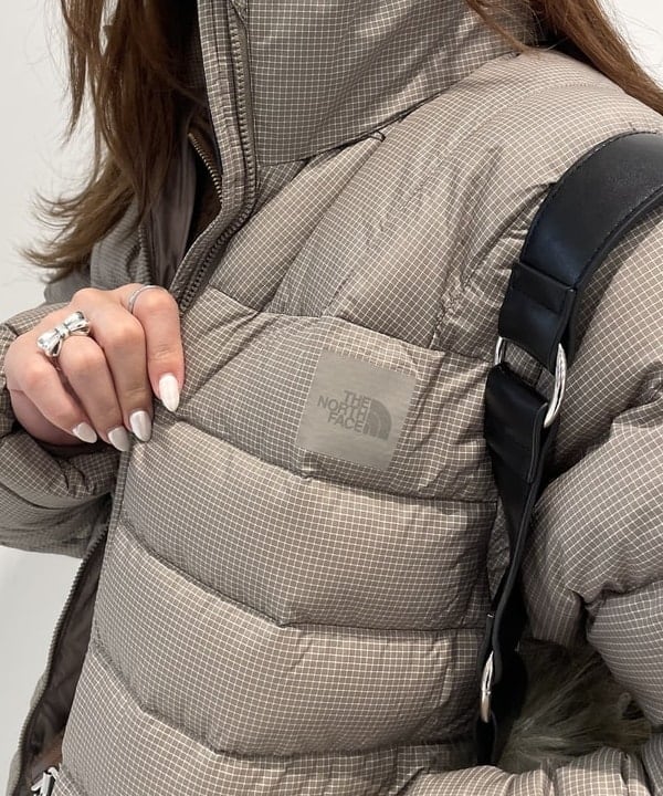 松本 佳菜子さんの「BEAMS WOMEN｜THE NORTH FACE / エンライドコンバーチブルダウンジャケット」を使ったコーディネート