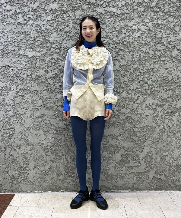 ササキさんの「BEAMS WOMEN｜14ゲージ リブ タートル ネック ニット」を使ったコーディネート