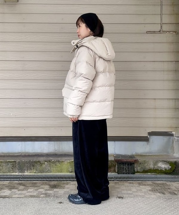 カタヤマ アヤさんの「BEAMS WOMEN｜THE NORTH FACE / キャンプシエラ ショート」を使ったコーディネート