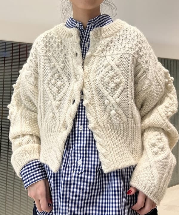 清水 彩乃さんの「BEAMS WOMEN｜100/2 ギンガムチェック ボタンダウン シャツ」を使ったコーディネート