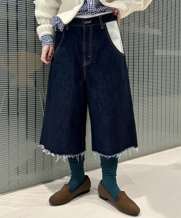 清水 彩乃さんの「BEAMS WOMEN｜100/2 ギンガムチェック ボタンダウン シャツ」を使ったコーディネート