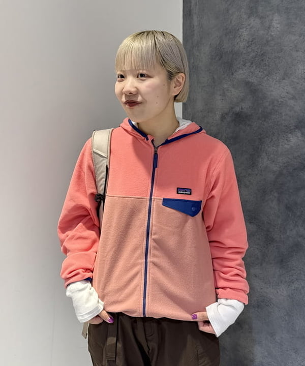 yokoyama shionさんの「BEAMS WOMEN｜フラワー サーマル パーカー」を使ったコーディネート