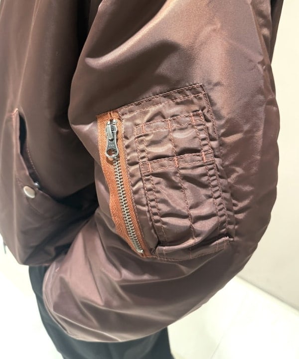 しゅうとさんの「BEAMS WOMEN｜REMI RELIEF / 別注 Sweat Pullover Hoodie」を使ったコーディネート