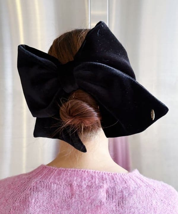 りかちょび/岸本梨佳さんの「BEAMS WOMEN｜【別注】Nor&rsquo;Easterly / シェットランド シャギー クルーネック 25FW」を使ったコーディネート