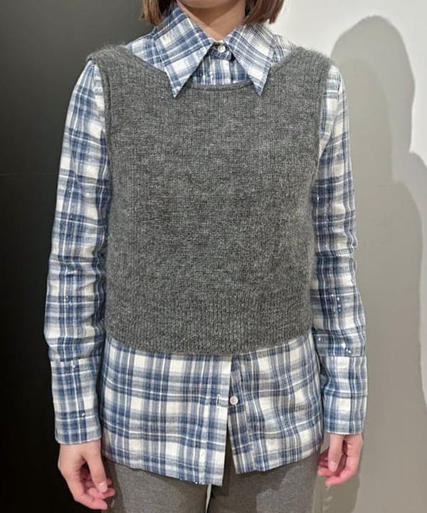 早川 萌子さんの「BEAMS WOMEN｜スタンドカラー ダブル コート」を使ったコーディネート