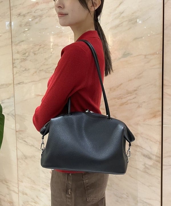 茂野 真楓さんの「BEAMS WOMEN｜MACKINTOSH / COLIIN グレンチェック コート」を使ったコーディネート