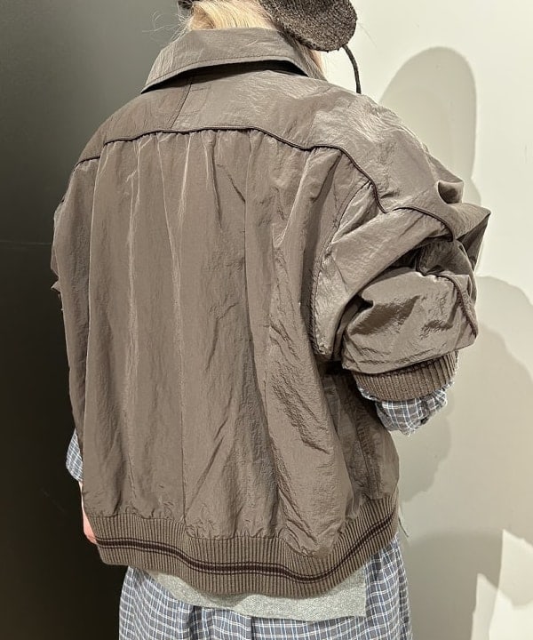 ando naoさんの「BEAMS WOMEN｜Blundstone / LOW CUT」を使ったコーディネート