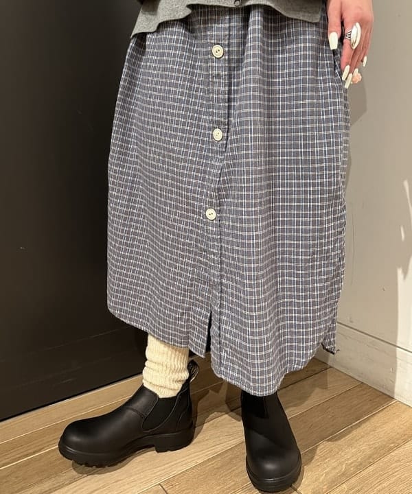 ando naoさんの「BEAMS WOMEN｜Blundstone / LOW CUT」を使ったコーディネート