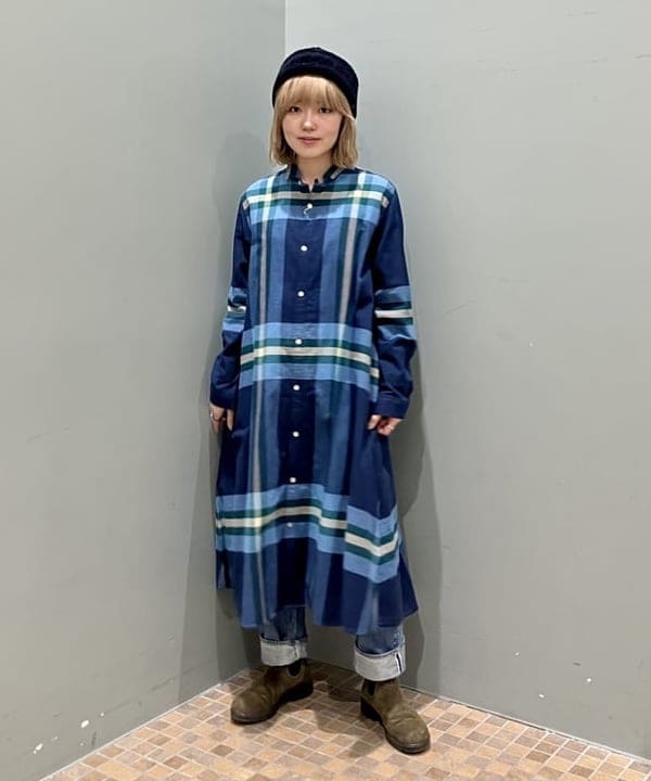 小原 もこさんの「BEAMS WOMEN｜リバーシブル ダウン ベスト」を使ったコーディネート