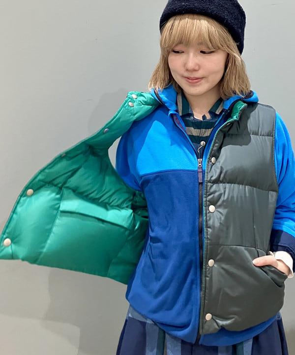 小原 もこさんの「BEAMS WOMEN｜リバーシブル ダウン ベスト」を使ったコーディネート