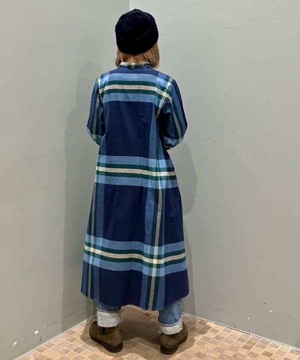 小原 もこさんの「BEAMS WOMEN｜リバーシブル ダウン ベスト」を使ったコーディネート