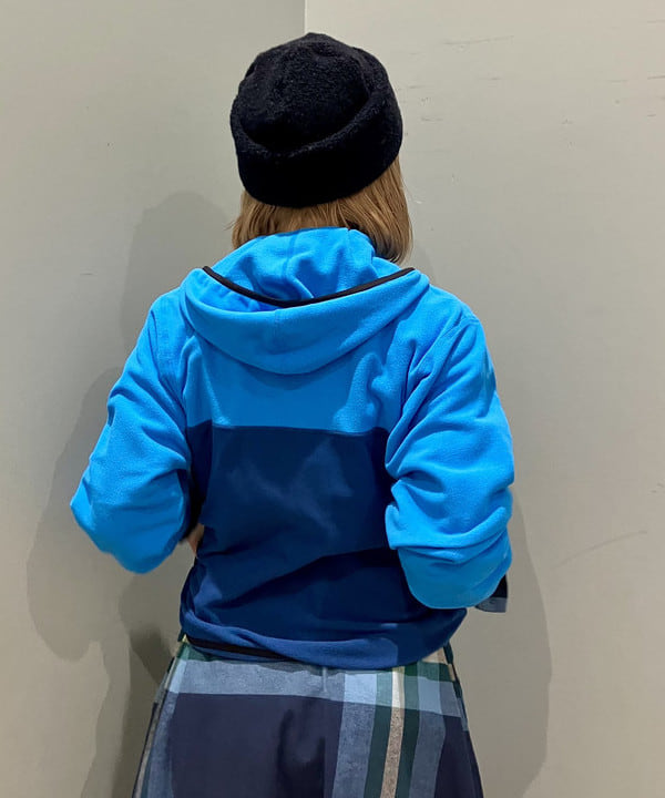 小原 もこさんの「BEAMS WOMEN｜リバーシブル ダウン ベスト」を使ったコーディネート