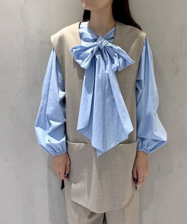 ヒライさんの「BEAMS WOMEN｜マルチウェイ ボウタイ ブラウス」を使ったコーディネート