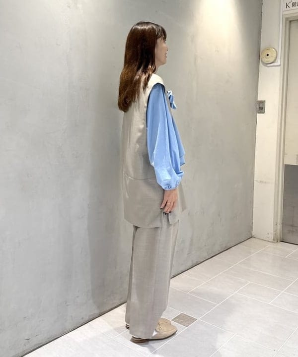 ヒライさんの「BEAMS WOMEN｜マルチウェイ ボウタイ ブラウス」を使ったコーディネート