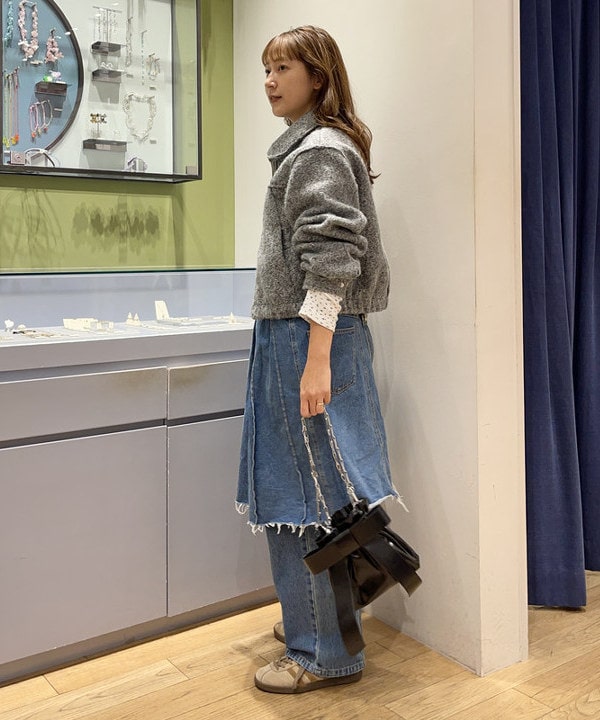 大木さんの「BEAMS WOMEN｜ループ シャギー ジップ ブルゾン」を使ったコーディネート