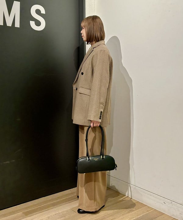 早川 萌子さんの「BEAMS WOMEN｜チェック オーバー ジャケット」を使ったコーディネート