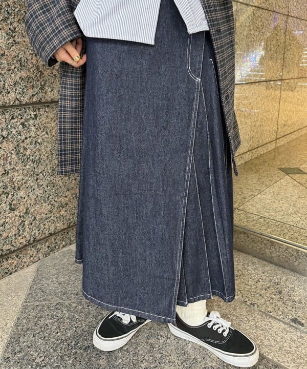 ばるたんさんの「BEAMS WOMEN｜ガンクラブ チェック コート」を使ったコーディネート