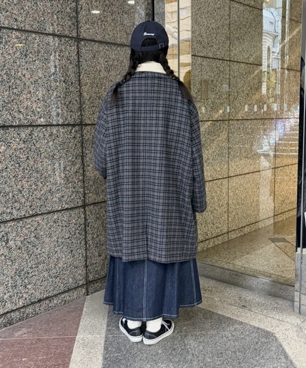 ばるたんさんの「BEAMS WOMEN｜ガンクラブ チェック コート」を使ったコーディネート