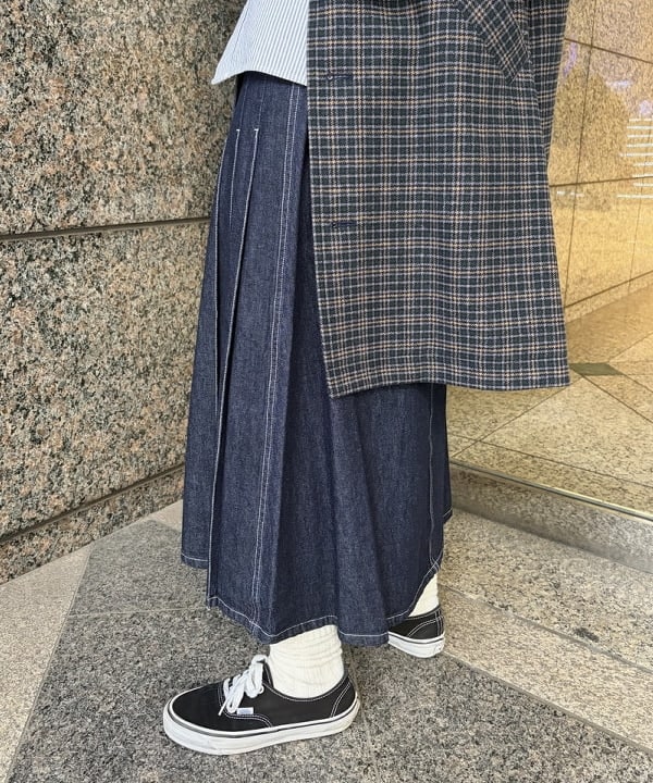 ばるたんさんの「BEAMS WOMEN｜ガンクラブ チェック コート」を使ったコーディネート